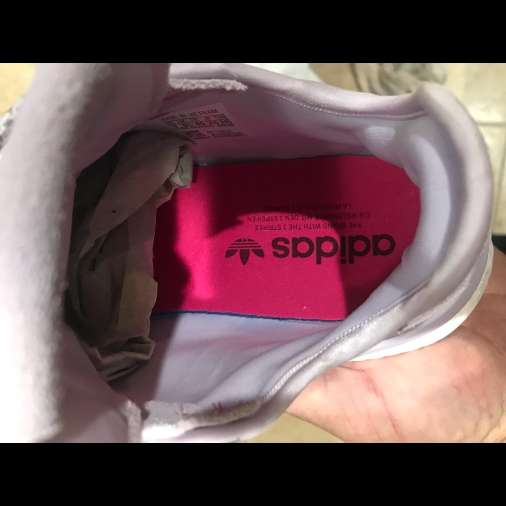 adidas New! NITE JOGGER J Sneaks! - Picture 3 of 8